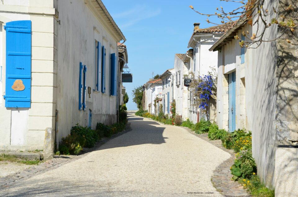 Talmont sur Gironde village